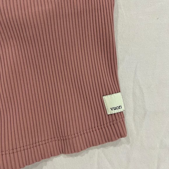 Vuori - Rib Crop Tank - Picture 5 of 5